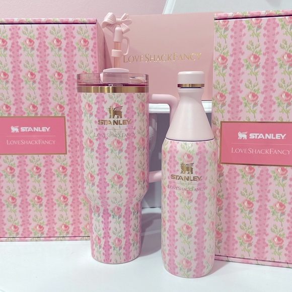 BUNDLE Stanley x loveshackfancy 40oz quencher cup & 20 oz all day slim bottle - Picture 9 of 14